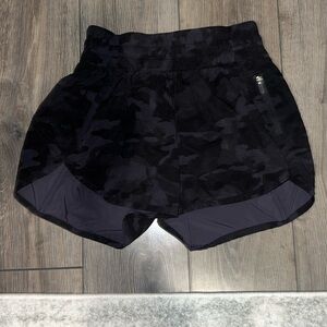 Camo Lulu lemon shorts